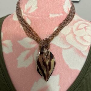 Elegant shell like Pendant Necklace